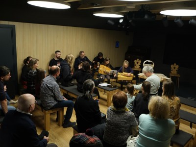 Meeting with lyricists and a lyric concert of Lirofonia 9.10.2021-spotkanie-z-lirnikami-koncert-LiroFonia-005.jpg