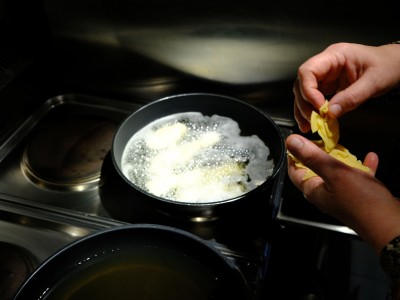 Warsztaty faworków i róż karnawałowych 01.02.2026-DSCF6684.JPG