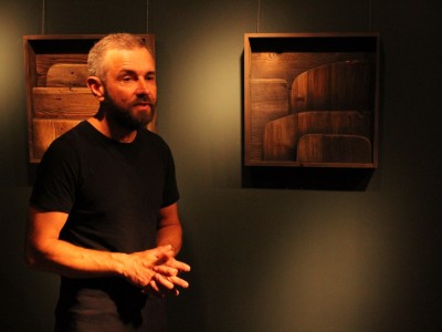 Vernissage of the Paweł Armata’s exhibition: “Wood memory” 03.07.2021-fastrygi_14.jpg